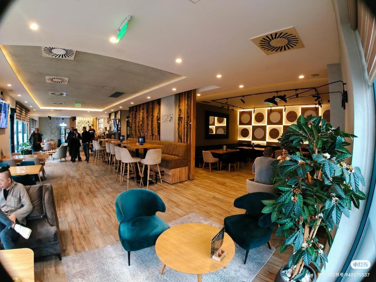 H.T Hotel 베오그라드 외부 사진