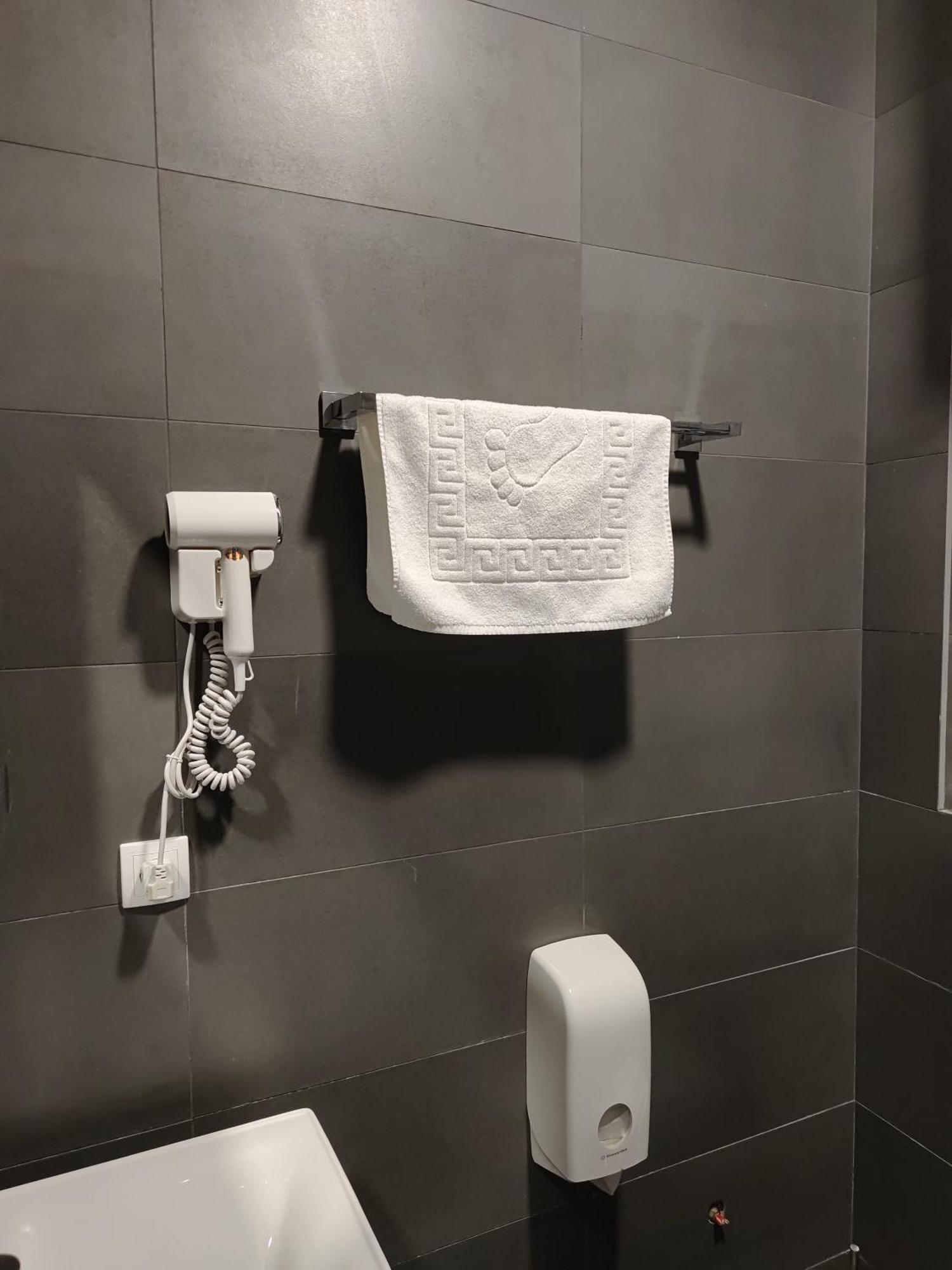 H.T Hotel 베오그라드 외부 사진