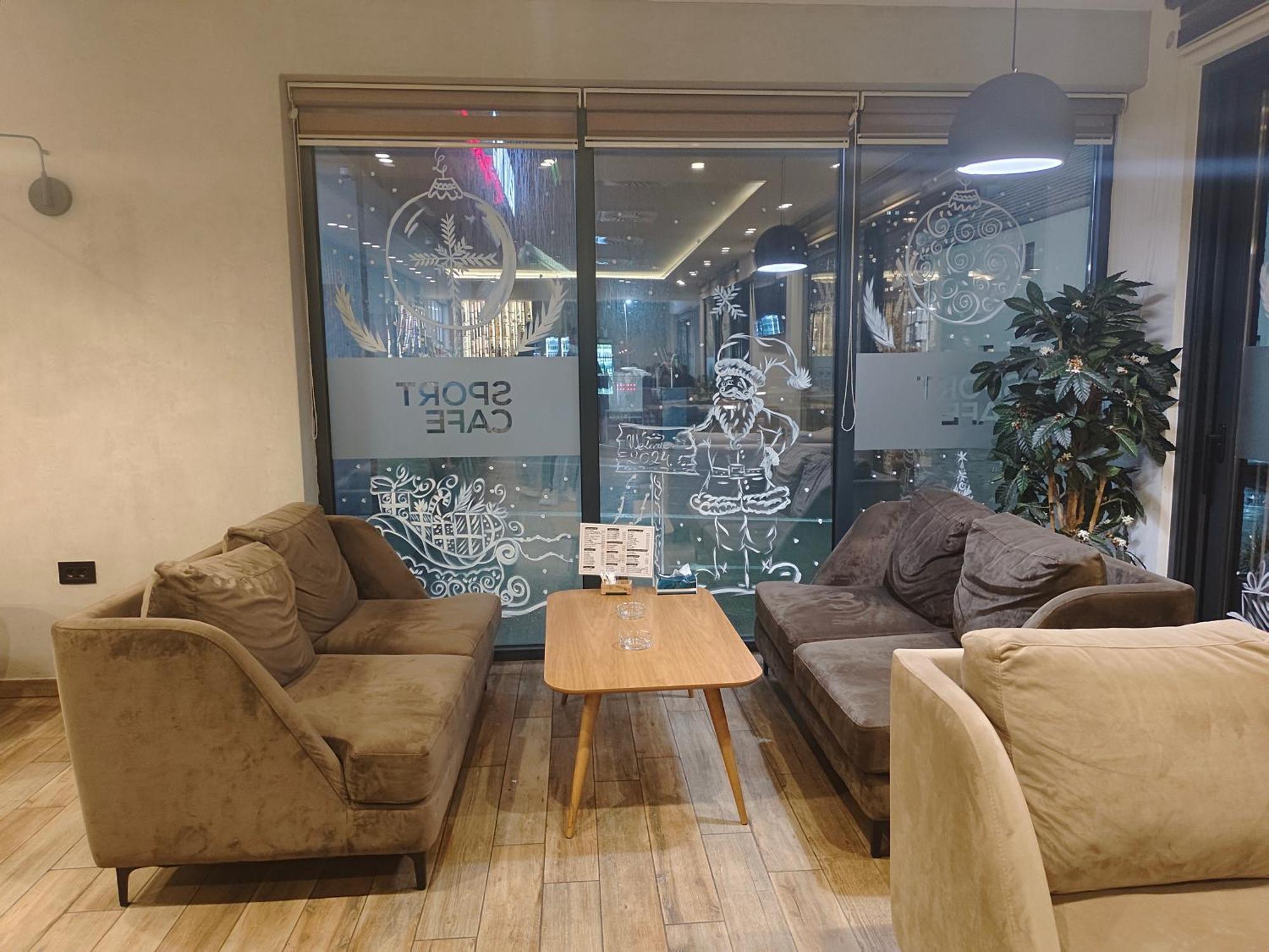 H.T Hotel 베오그라드 외부 사진